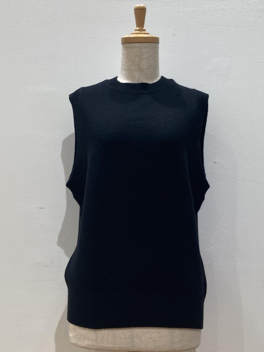 HYKE（ハイク）／ LAMBSWOOL VEST（11400）