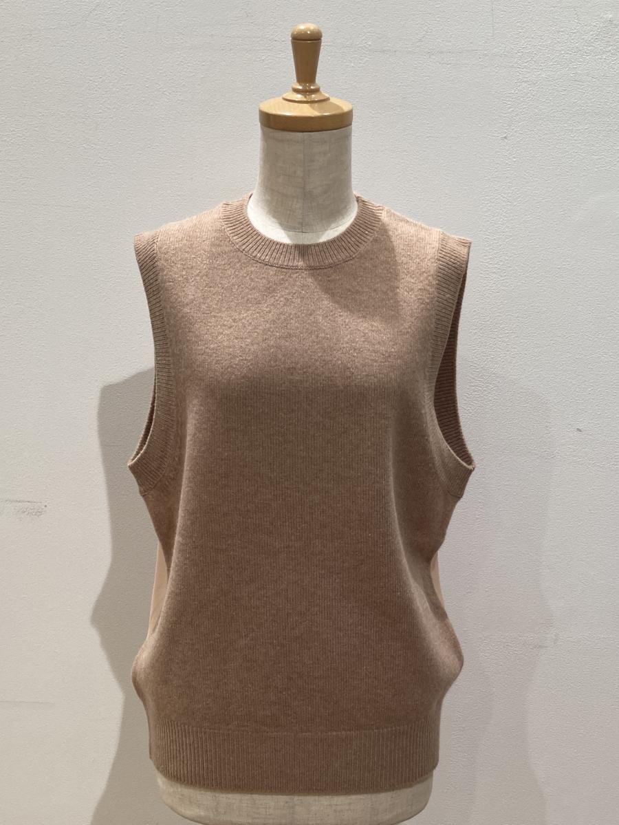 HYKE（ハイク）／ LAMBSWOOL VEST（11400）