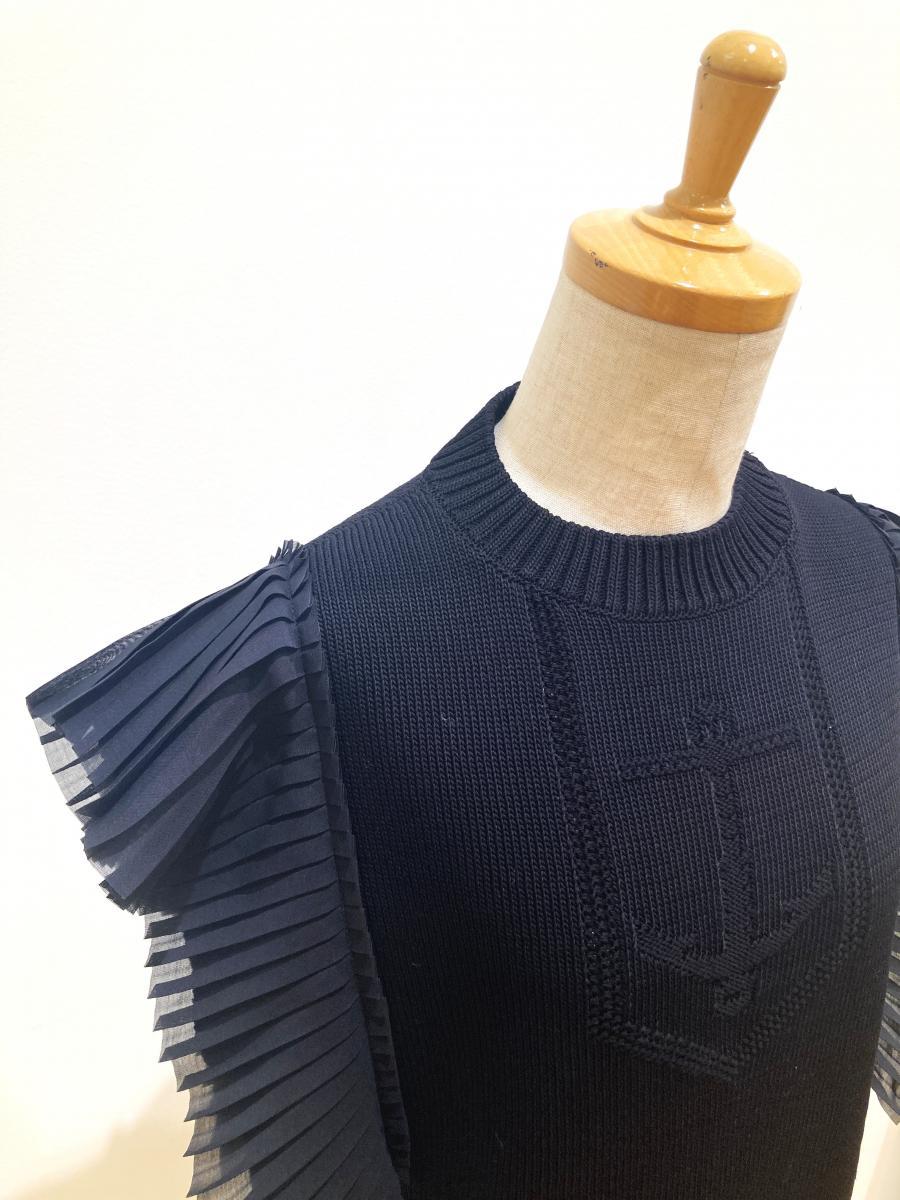HYKE（ハイク）／ SLEEVELESS PLEATED GUERNSEY KNIT（11424）