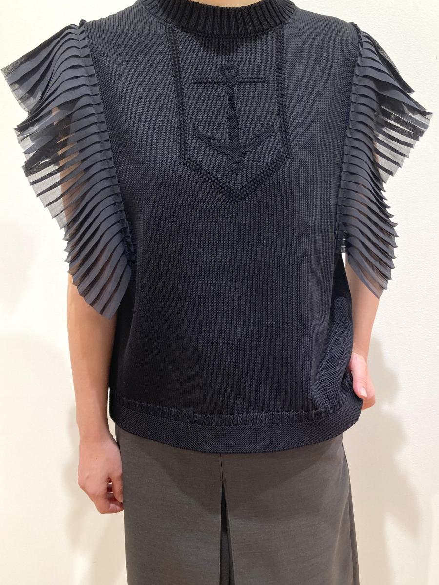 HYKE（ハイク）／ SLEEVELESS PLEATED GUERNSEY KNIT（11424）