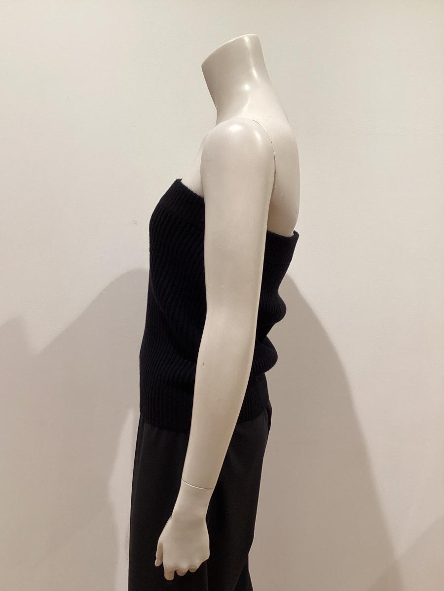 HYKE（ハイク）／RIBBED STRAPLESS SWEATER（11447）