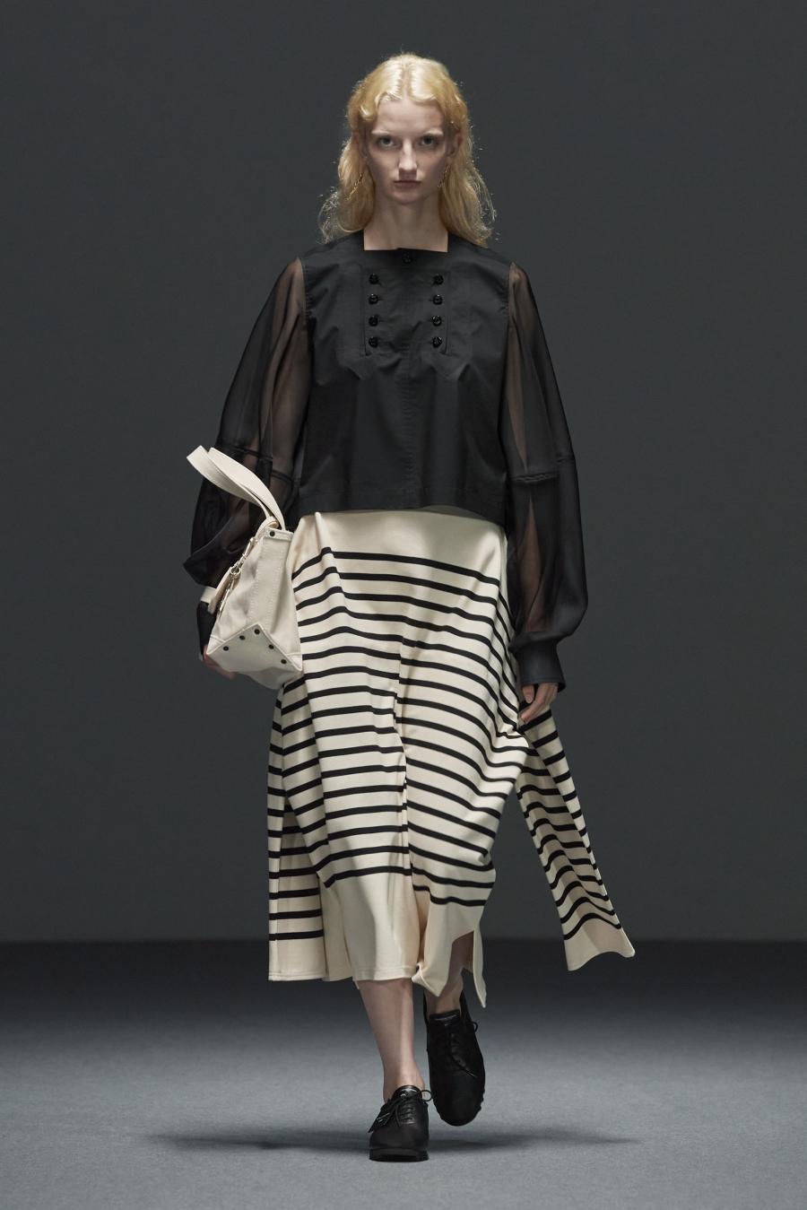 HYKE（ハイク）／BASQUE INSPIRED SKIRT（12428）