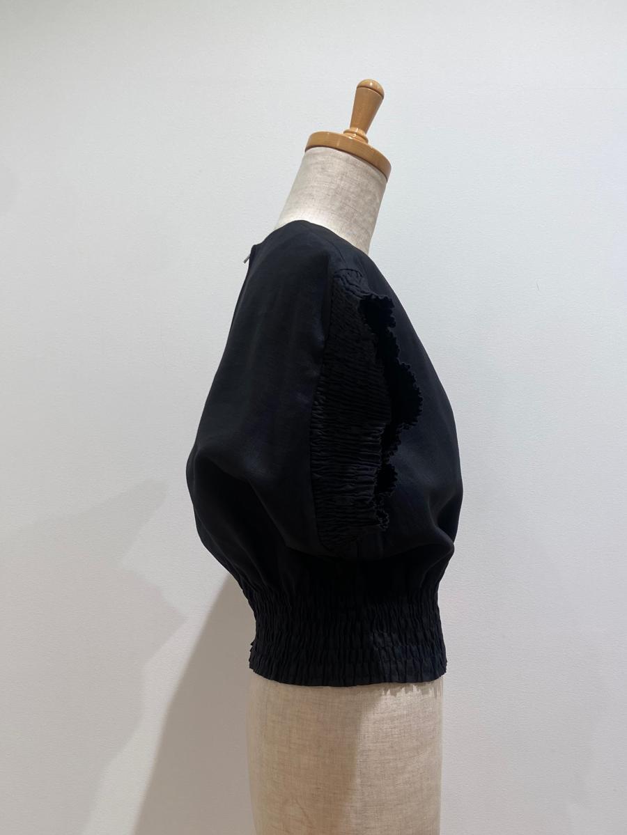 HYKE（ハイク）／ LINEN SHIRRED BLOUSE（15239）