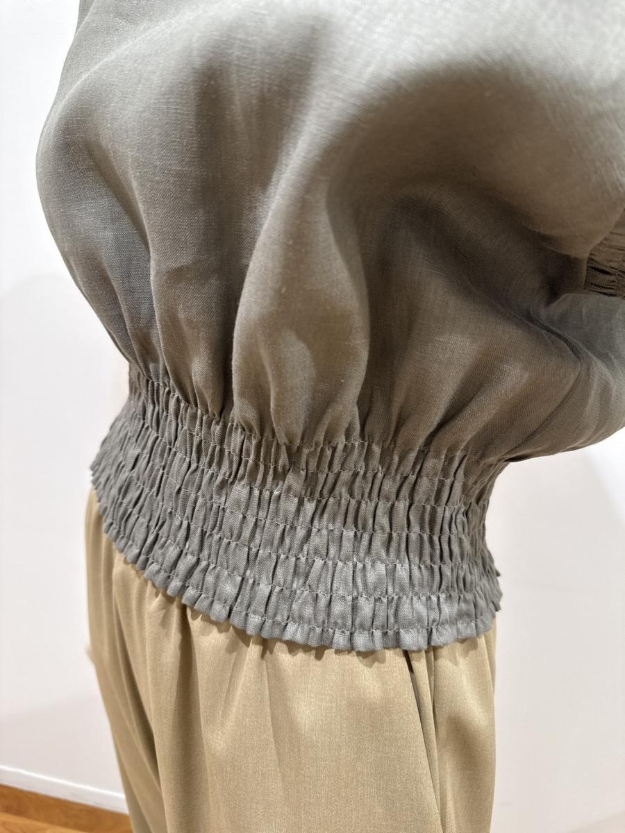 HYKE（ハイク）／LINEN SHIRRED BLOUSE（15269）