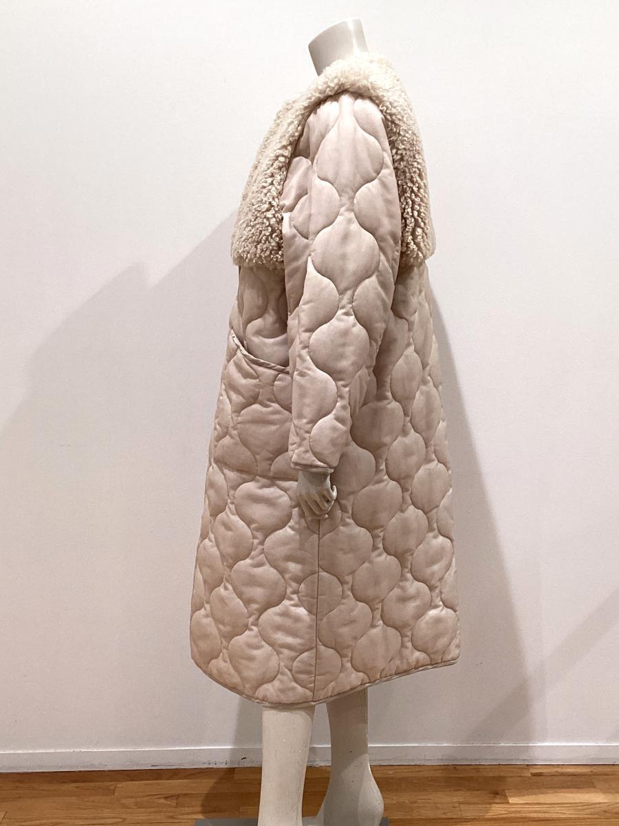 HYKE（ハイク）／FAUX SHEARLING -PANELED SHEER QUILTED COAT（17600）
