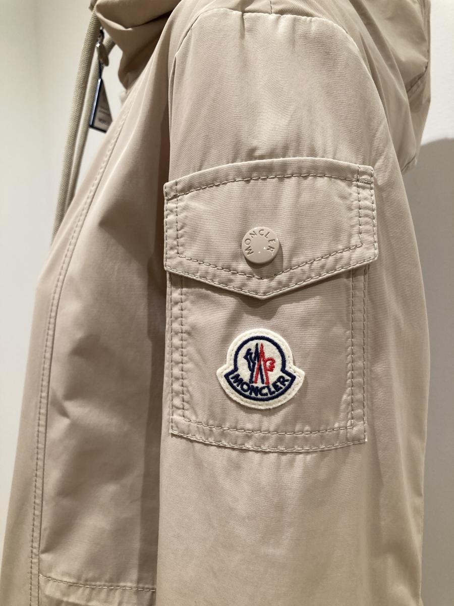 MONCLER（モンクレール）／ LAERTE（  L10931C00014549P320J）