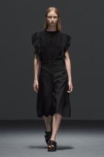 HYKE（ハイク）／ SLEEVELESS PLEATED GUERNSEY KNIT（11424）