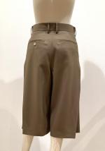 HYKE（ハイク）／WOOL SIDE TUCK SHORTS（13379）