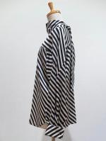 HYKE（ハイク）／STRIPE HAMMER SATIN BACK RIBBON BLOUSE（15226）