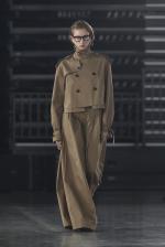 HYKE（ハイク）／ CROPPED TRENCH COAT/BIG FIT（17556）